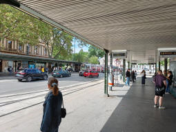 Non-terminating platforms from the northwest-bound