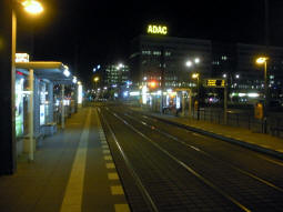 Memhardstra�e: The platforms from the one for trams to S+U Alexanderplatz/Dircksenstra�e