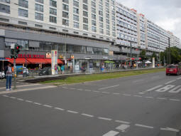 Spandauer Stra�e/Marienkirche: Westbound platform