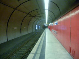 The platform for trams to H�ntrop Kirche and Gelsenkirchen