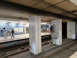 Looking across to the westbound platform from the eastbound