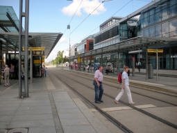 The platforms for lines 7 and 10 from the eastbound side