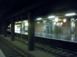 Looking across to the south-eastbound island platform from the northbound