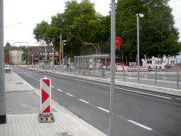 The two platforms, with the one for trams to Gelsenkirchen Hauptbahnhof nearest (red bag over the sign because trams were not running any further in that direction at the time)