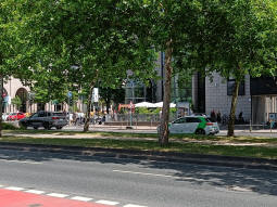 Looking across to one of the entrances to the main concourse for access to all stadtbahn lines