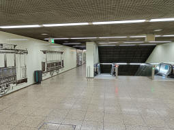 Tram artwork next to the access to the westbound stadtbahn platform