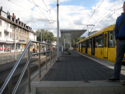 The platform for stadtbahn trams to Essen, with the platform for trams to Gelsenkirchen Hauptbahnhof on the left