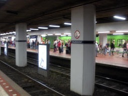 Looking across to the north-eastbound island platform from the other one
