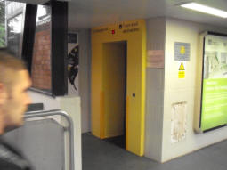 The lift at street level