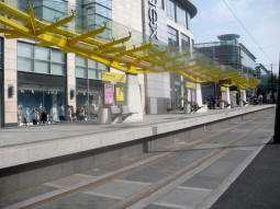 The platforms, with the platform for trams via Victoria nearest
