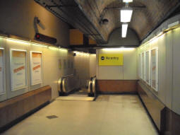 The top of the escalator from the Arrivals platform