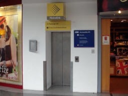 Lift from mainline station concourse