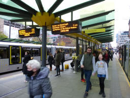 The island platform for trams via Deansgate-Castlefield, taken from the side serving trams that come via Piccadilly Gardens or Market Street