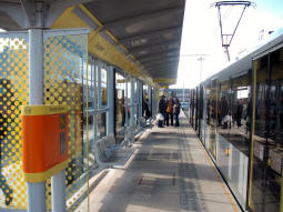 Looking along the future trams to Ashton-under-Lyne platform (currently arrivals only) from the Ashton end