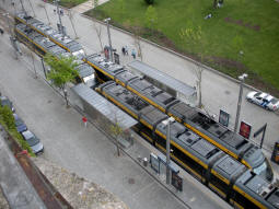 The platforms from above with the one for trams to Hospital S�o Jo�o nearest