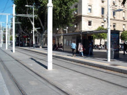 The platform for trams to Plaza Nueva from the other platform