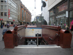 Entrance G and lift; entrance F in background